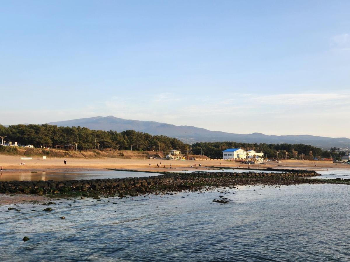 Jeju Ocean Family Hotel Bagian luar foto